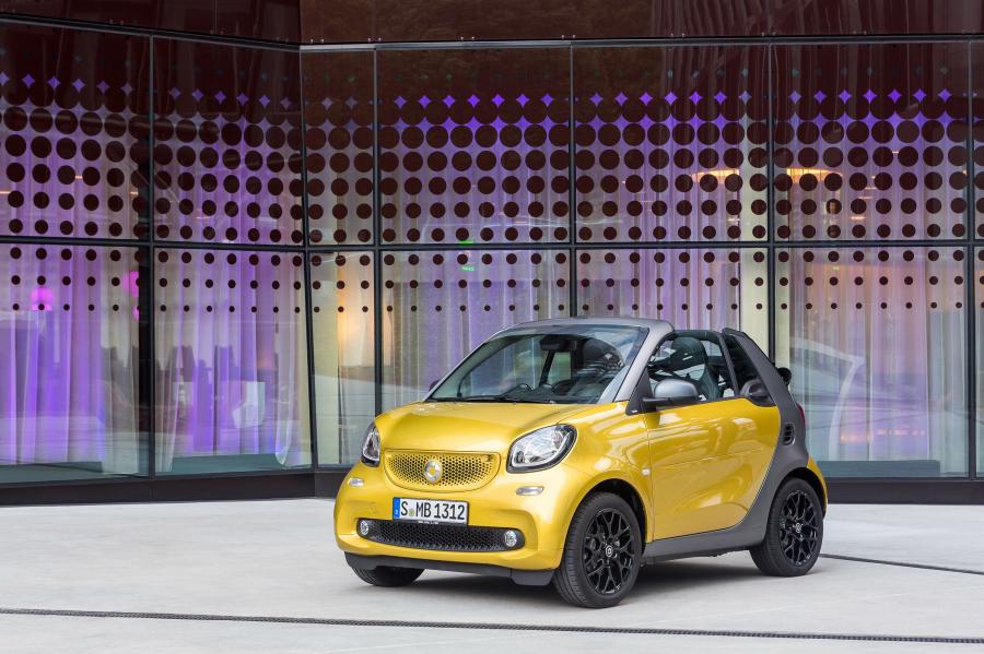  Smart ForTwo Prime Cabrio 2016 года  (фото 22 из 33)